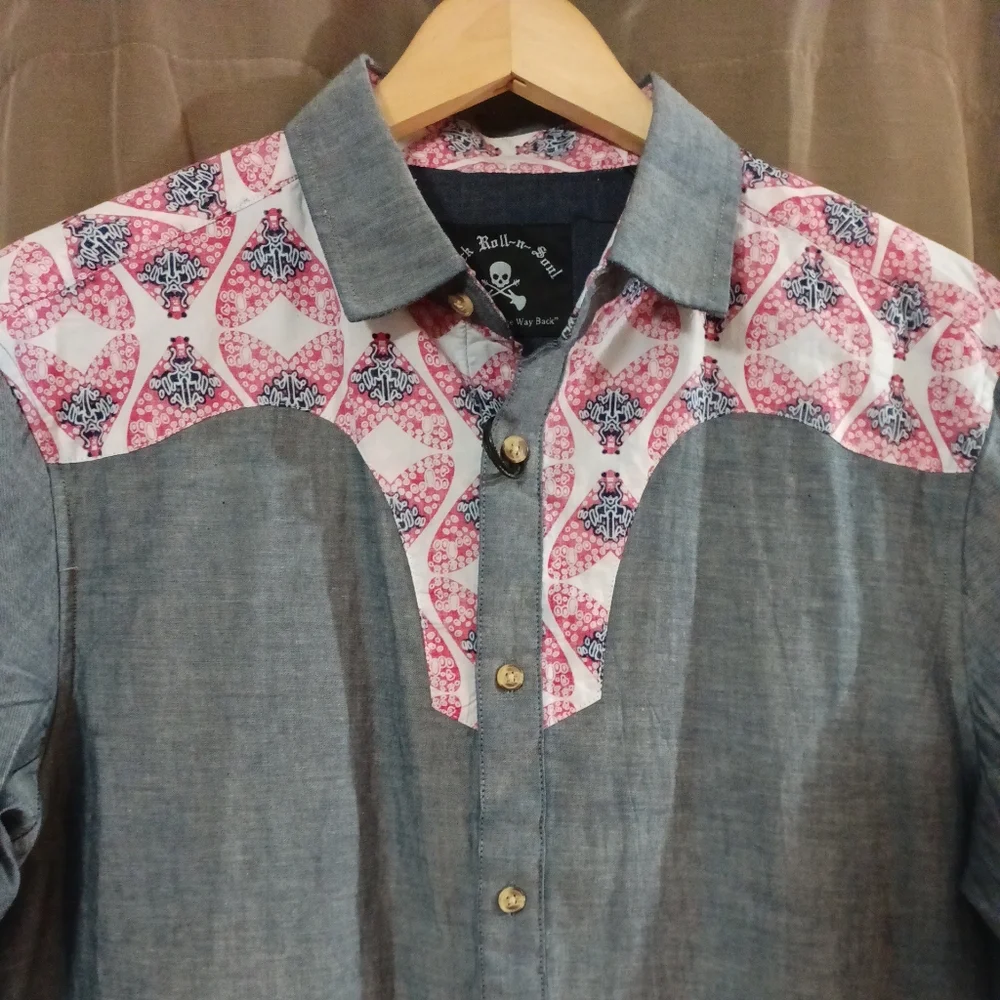 Rock Roll -n- Soul Button Up Blouse Medium - Picture 4 of 6